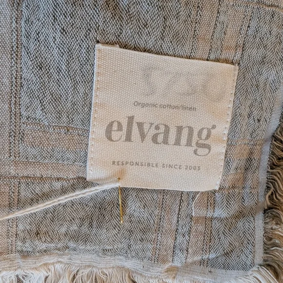 Elvang Dahlia throw blanket bottle green organic cotton linen blend - Picture 7 of 7